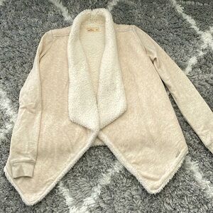 Hollister sherpa